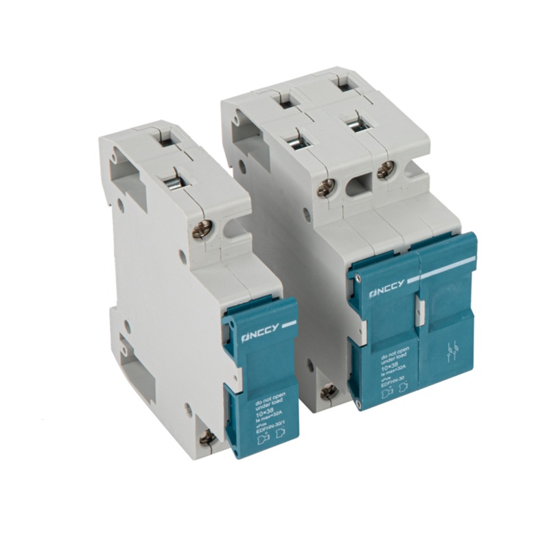1P 10 x 38mm 32A 1000V 导轨安装 光伏 熔断器座 2